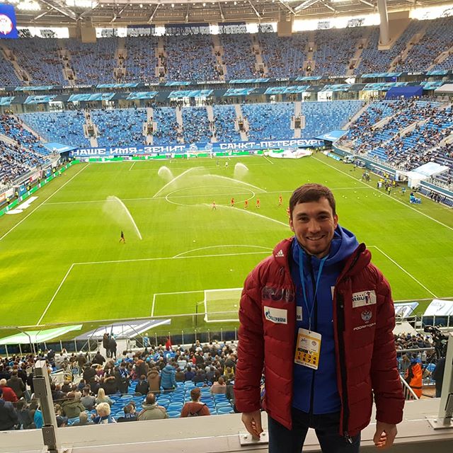 LOGINOV Alexander, Очень рад приглашению на матч Зенит-Амкар😊😊😊