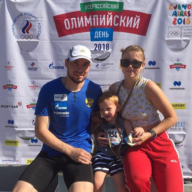 LOGINOV Alexander, Сегодня у моего любимого крестника были первые соревнования. Он большой молодец и пробежал сам все 600 метров😊 Первая медалька у него есть🥇