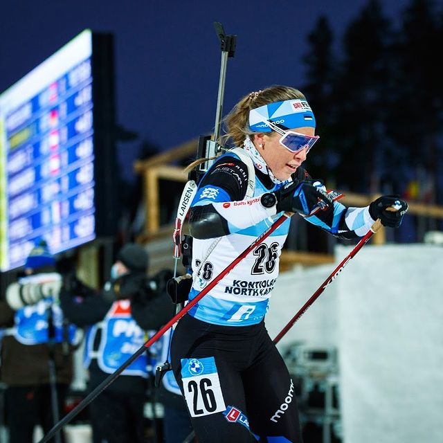 TALIHAERM Johanna, This picture is from last weekend’s sprint race, but you couldn’t tell because I’m so committed to #bib26
Relay tomorrow with girls!👯♀️👯♀️
📸@jarekjoepera
#biathlon #kontiolahti #estonianbiathlonteam #baltilogistika #timetoplay