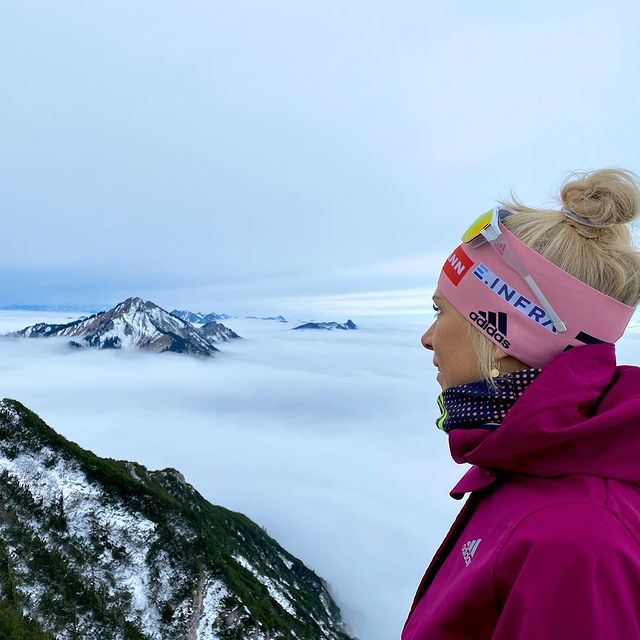 HORCHLER Karolin, Über den Wolken 🏔⛅️... #atemberaubend ✨#hochfelln @viessmann_sport @e.infra @jokasportiv