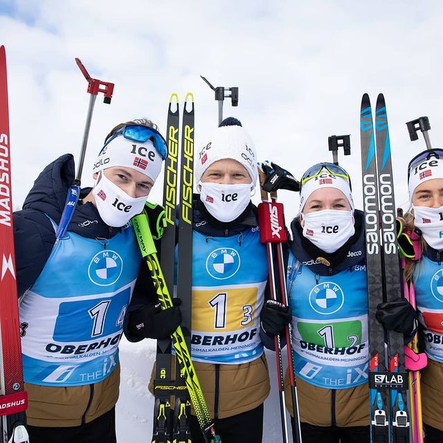 ROEISELAND Marte Olsbu, Teamwork 🙌💪🥈
📷: @nordicfocus