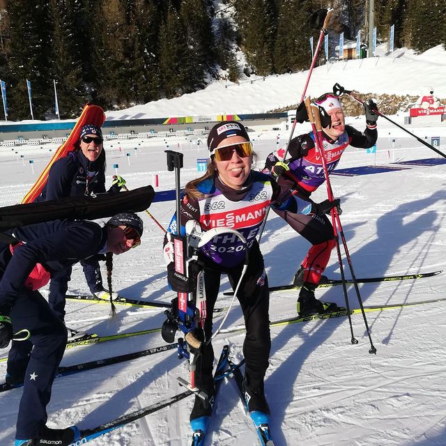 TALIHAERM Johanna, Me and my perfectly normal friends using every opportunity to take beautiful pictures! #biathlonfamily 📸@kadrilehtla