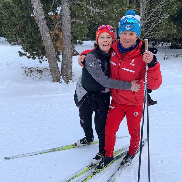 BEGUE Aristide, Ma mamoune elle impose son style 🤙🏼
Du ski sans bâton et des descentes tout schuuuuuss !