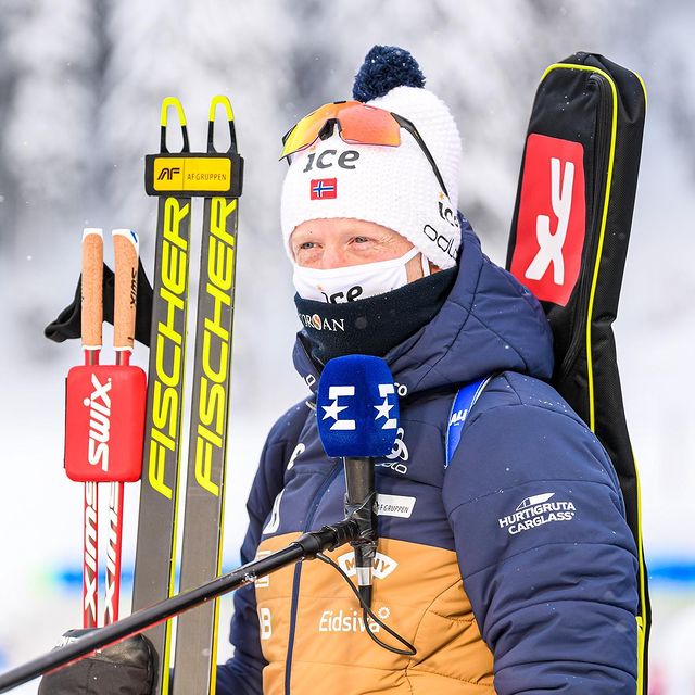 BOE Johannes Thingnes, Trying to explane why I missed two times in my first shooting is not so easy when you don’t know why😄 Worst thing is that I felt it was my best prone shooting so far this year🧐🤓 Great race, and really close to a reach a medal👋🏼
⚪️⚫️⚫️⚪️⚪️
Grattis Sverige!🥇🇸🇪
📸: @k_voigt_fotografie