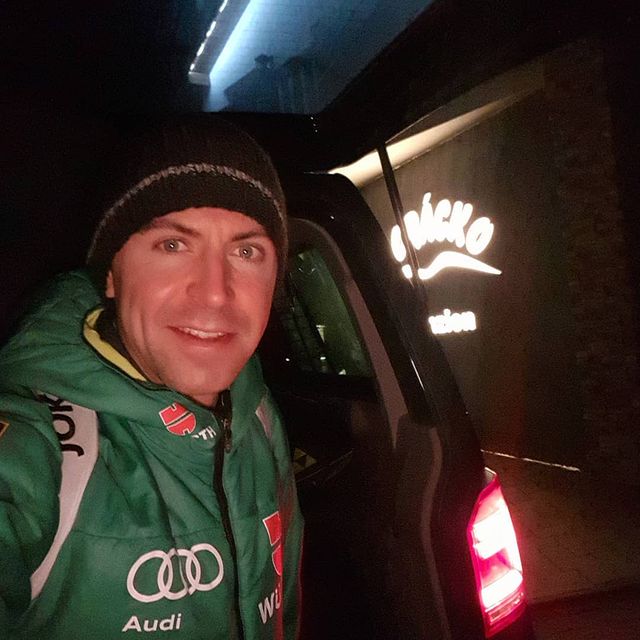 NAWRATH Philipp, Latenight arrived in Nove Mesto.next #worldcup
I'm looking forward racing here
Spätabend angereist zum Biathlonweltcup in Nove Mesto zum nächsten Weltcup
Ich freue mich hier zu laufen
#biathlonworld #dsvbiathlon #weltcup #viessmannsport #jokasportiv #nesselwang #nordicski
#vimove #livetoski
@ibu_biathlonworld
@dsv_biathlon
@viessmann_sport
@jokasportiv
@nesselwang.de
@fischernordicp
#spitzensportpolizeibayern