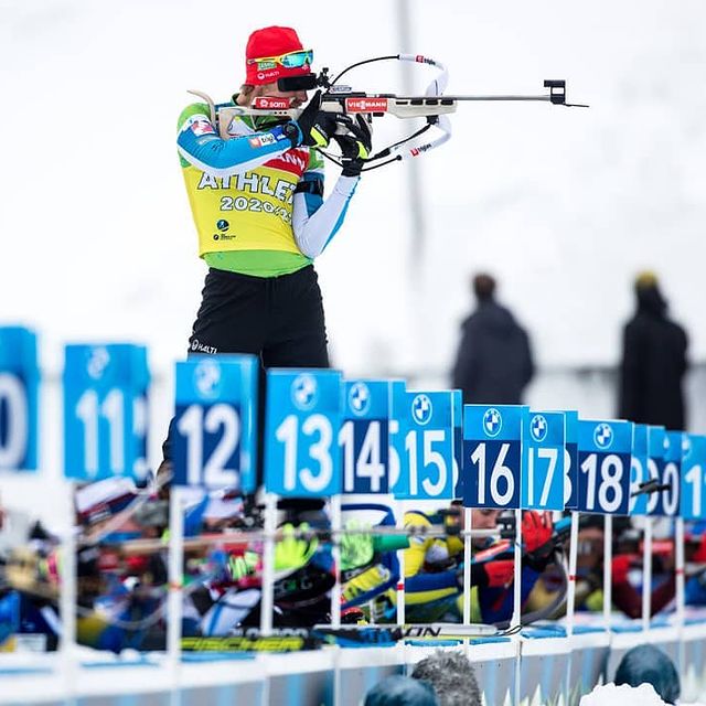 BAUER Klemen, Let's give it another try, another push. 💪🤟
.
.
#aftercoronatry #battle #optimistic #tilltheend #worldcup #biathlon #partytime #showtime
.
.
@biathlonnmnm.cz @ibu_biathlonworld @sloskibiathlon
.
.
@samtrgovine
@tlakovcioblak
@pazi.to
