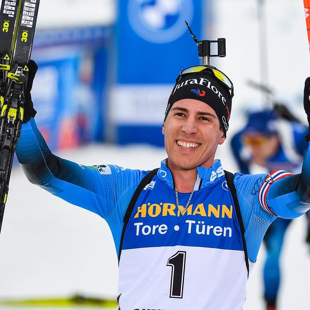 FILLON MAILLET Quentin, Just smile 😀😀😀😀😀😀
Savourer ces moments-là!
Tellement heureux de ce doublé
Bravo @emilienjck et @antoguigo
.
.
.
@fischernordic @juraflore @julbo_eyewear @onewaysport @comptoir_de_l_ours_jura @garage_des_sports #instaffs #biathlon #biathlonworld #biathlonfamily
📸 @k_voigt_fotografie