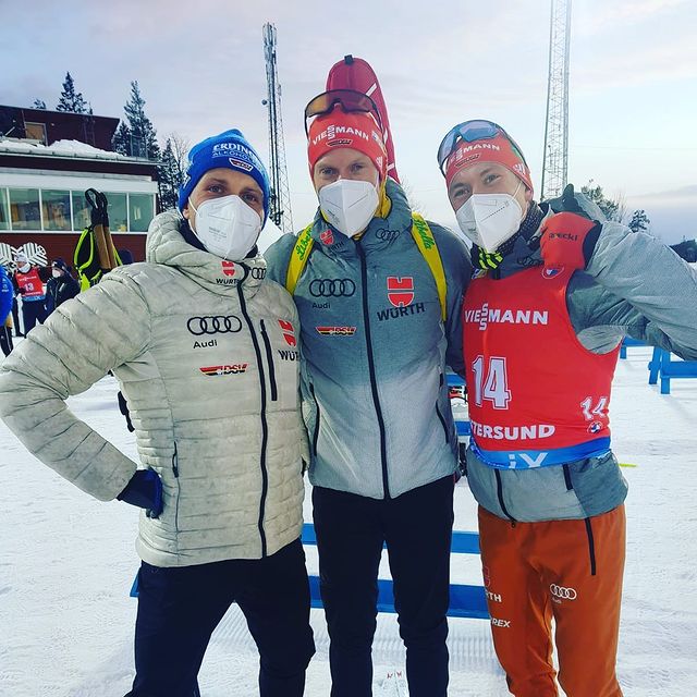 DOLL Benedikt, Whoop Whoop !!! Platz 5 zum Abschluss der Saison! Hat Bock gemacht und motiviert für das was da kommt! Jetzt erstmal Birne frei bekommen! DANKE AN ALLE FÜRS MITFIEBERN! Ich weiß, war nicht immer einfach, auch für euch. Hihi.
Danke an alle im DSV Team für die Arbeit und meine Partner für die Treue!
#Biathlon #Winterfans @viessmann_sport @dsv_biathlon @madshus1906 @onewaysport @testodurchstarter @jokasportiv @feldbergbahn @lottobw @fischer_die_fahrradmarke @fischerbecktitisee @garmin @edekakohler