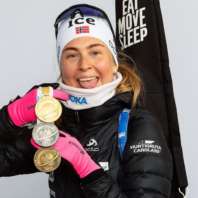 TANDREVOLD Ingrid Landmark, Denne berg-og-dalbane-sesongen endte opp som min beste noen sinne🏅🔮🎢😇 Tusen takk til Trygve, fammen, vennah, teammates, Sverre og Patrick, Ragnar og resten av støtteapparatet, Tobias og hele waxmafiaen, Berit og Vegard, Morten, Magnus og Arne for at dere backer alltid uansett🥰 Takk til @fischernordic @leki.ski.outdoor @ride100percent og @kinetixx_sports for det beste utstyret💫 Og ikke minst tusen takk til @bamagruppen/@eatmovesleep, @hokaoneone, @meny_matglede, @afgruppen, @thealozduonorge og @rorleggerkjeden_vb for at dere er med på reisen🤗 det er tross alt en reise med elendig forsikring og ingen returbillett😂😅💙