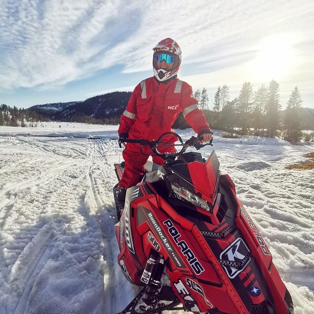 ECKHOFF Tiril, Byttet ut skia med en Polaris🐣