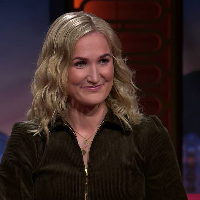ROEISELAND Marte Olsbu, Lyst til å se på noe til fredagstacoen i kveld? 🌮 Da er det bare å skru på @senkveldtv2 kl 22.15 og se @tirileckhoff og jeg snakke om alt fra toppidrett til mye annet rart 🤗
📷: @tv2norge