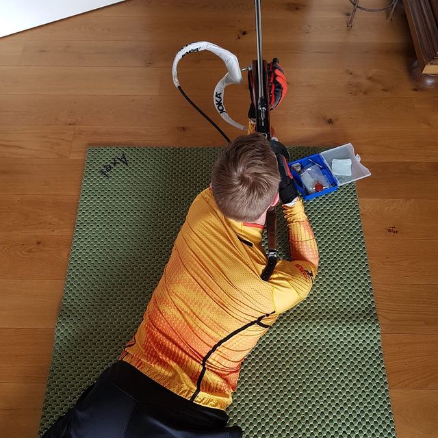 DOLL Benedikt, Mal wieder nach 3 Wochen die Waffe in die Hand genommen.
@viessmann_sport @lottobw @jokasportiv @feldbergbahn @dkb.de @fischer_die_fahrradmarke @feldbergbahn @testodurchstarter @baeckereikonditoreifischer @dsv_biathlon