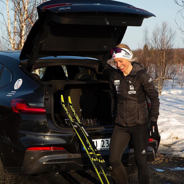 ECKHOFF Tiril, Reklame. Takk for en magisk helg på ski og takk til @bmwnorge for at jeg får kjøre en kul bil 🤗🚔