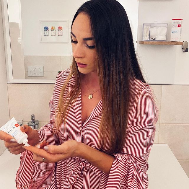 WIERER Dorothea, The best solution for my skin after a strenuous training week✨
@cdlifepharma
.
.
.
#vivocin #idrataeripara #cdlifepharma #ad
