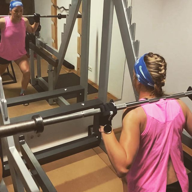 PREUSS Franziska, Kraftln - mein Lieblingstraining - not! 🏋🏼♀️ #muckibude 🤡 @polardach #polarignite2 @adidas @dsv_biathlon @erdingeralkoholfrei.de #huberundsohn