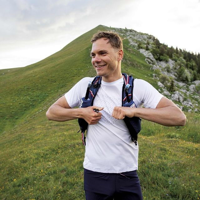JACQUELIN Emilien, 🤩 JEU CONCOURS 🤩
Toi aussi tu en as marre de ressembler à un touriste en montagne et tu voudrais avoir un beau sac de trail @rossignol pour courir sans limite?
Toujours aussi simple , il te suffit de suivre @rossignolapparel, mon compte et commenter la photo en tagguant 2 potes de course à pied ou de rando (si tu en as 😁)
Bonne chance 🍀
——
📸 @garnier_louis_photo