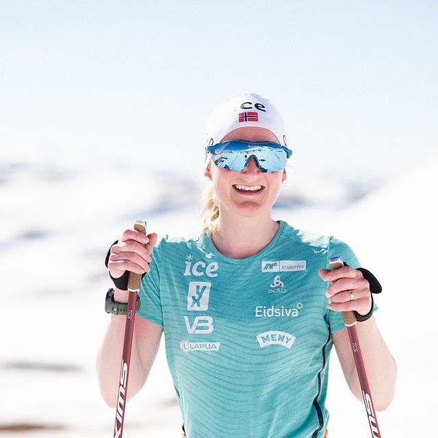 ROEISELAND Marte Olsbu, Vik ☀️
Første samling med @skiskytterlandslaget unnagjort ✔
#roadtobeijing
📷: @chaukeli