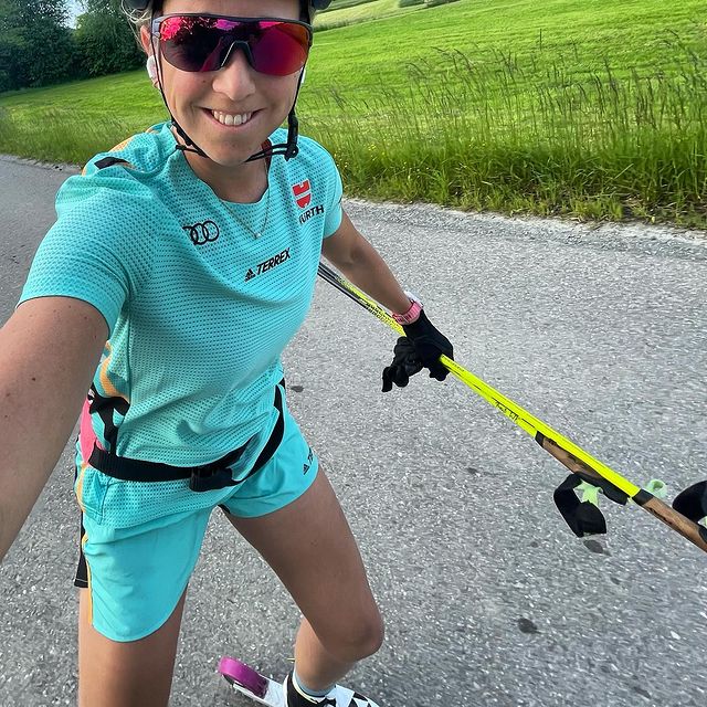 PREUSS Franziska, Skirollern in meiner Heimat Albaching #66km Jetzt kann das Wochenende kommen 😃☀️ #oibich #livetoski