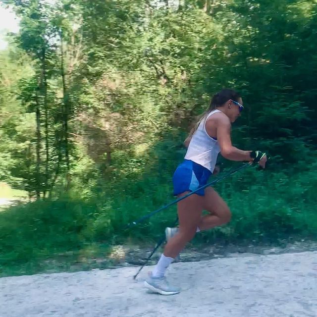 WIERER Dorothea, ☠️🆘
10 x 1 min