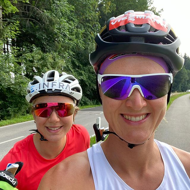 HERRMANN Denise, Pre-vacation-roll-out🔚🛼 @nadine_herrmann95! Wir sind dann mal reif für die Insel!🏖🧘🏼♀️🥱🔋