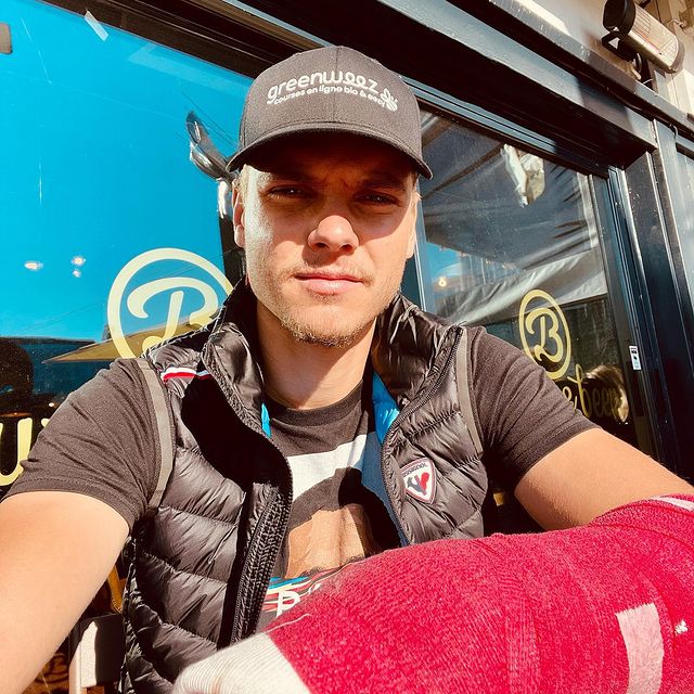 JACQUELIN Emilien, Bad news…
Une chute en vélo et tout s’arrête.
Fracture déplacé du radius, opéré demain en Norvège…
Je vous tiens au courant ! 🙏🏻