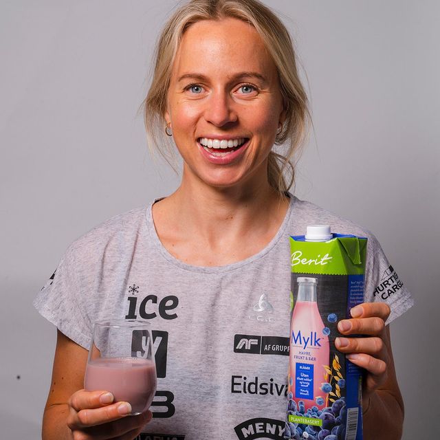 ECKHOFF Tiril, Reklame💚Som toppidrettsutøver er jeg nøye med hva jeg får i meg. Derfor har jeg blitt Mylk ambassadør for @berit_plantebasert. Mylk er plantebasert, har bra ingredienser og aller best på smak 🤤. Jeg lever kanskje ikke det grønneste livet som toppidrettsutøver, men prøver å ta de små grønne valgene for planeten vår🌍 Fremover vil jeg vise hva jeg bruker Mylk til i min hverdag. Så følg med på story💛