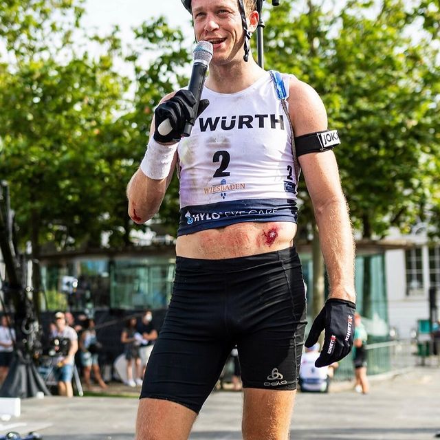 BOE Tarjei, I’m ok, thanks a lot everyone🙌🏻 I think I was quite lucky🤞🏻
3 notes from the race:
✔️ always use a helmet
✔️ don’t use that binding
✔️ don’t let your winning brother get any attention