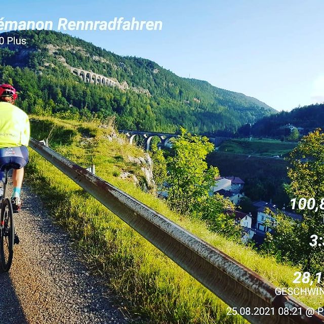 DOLL Benedikt, Beste Aussicht, aber immer in den Bereichen bleiben. ☝️
@viessmann_sport @jokasportiv @dsv_biathlon #trainingslager