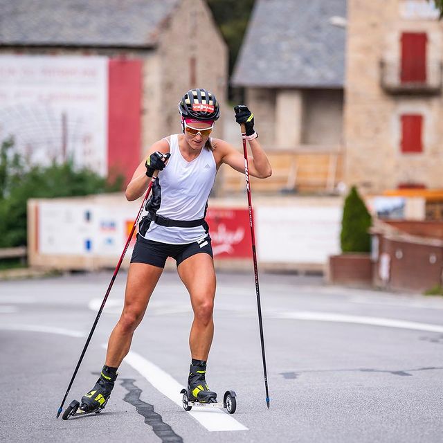 HERRMANN Denise, One last time 🥵↗️⛰! A big hug to the whole team for a perfect camp in France. That’s teamwork! Peace out!!✌🏻 #intervals #gohardorgohome #followDreamswithHeart
©️ @k_voigt_fotografie