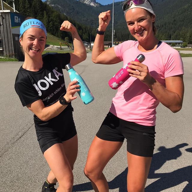 HERRMANN Denise, Ob unser Bizeps wohl bald so groß ist wie die Hörndlwand im Hintergrund @marion.wiesensarter ? Mit ein bisschen @bioteaque_sports bestimmt bald!💪😅