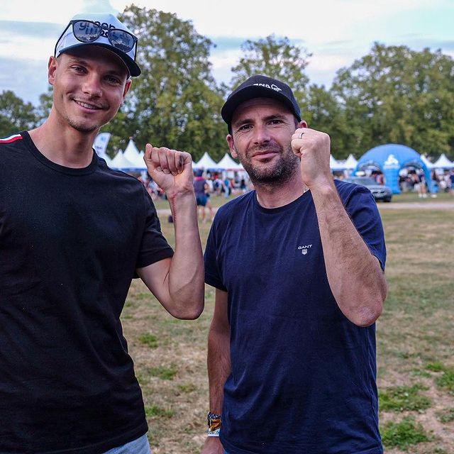 JACQUELIN Emilien, Une légende, un exemple et maintenant frère de cicatrice 🤜🏻🤛🏻 @raphael_poiree 😁
📷 @yves_perret